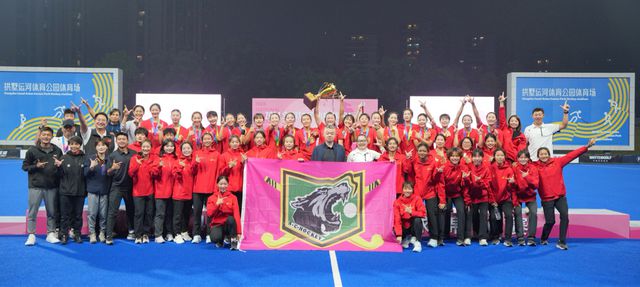 运动更是对生命的热爱和尊重｜2024封格女性球王会体育网站女曲队员：曲棍球不仅仅是一项(图4)